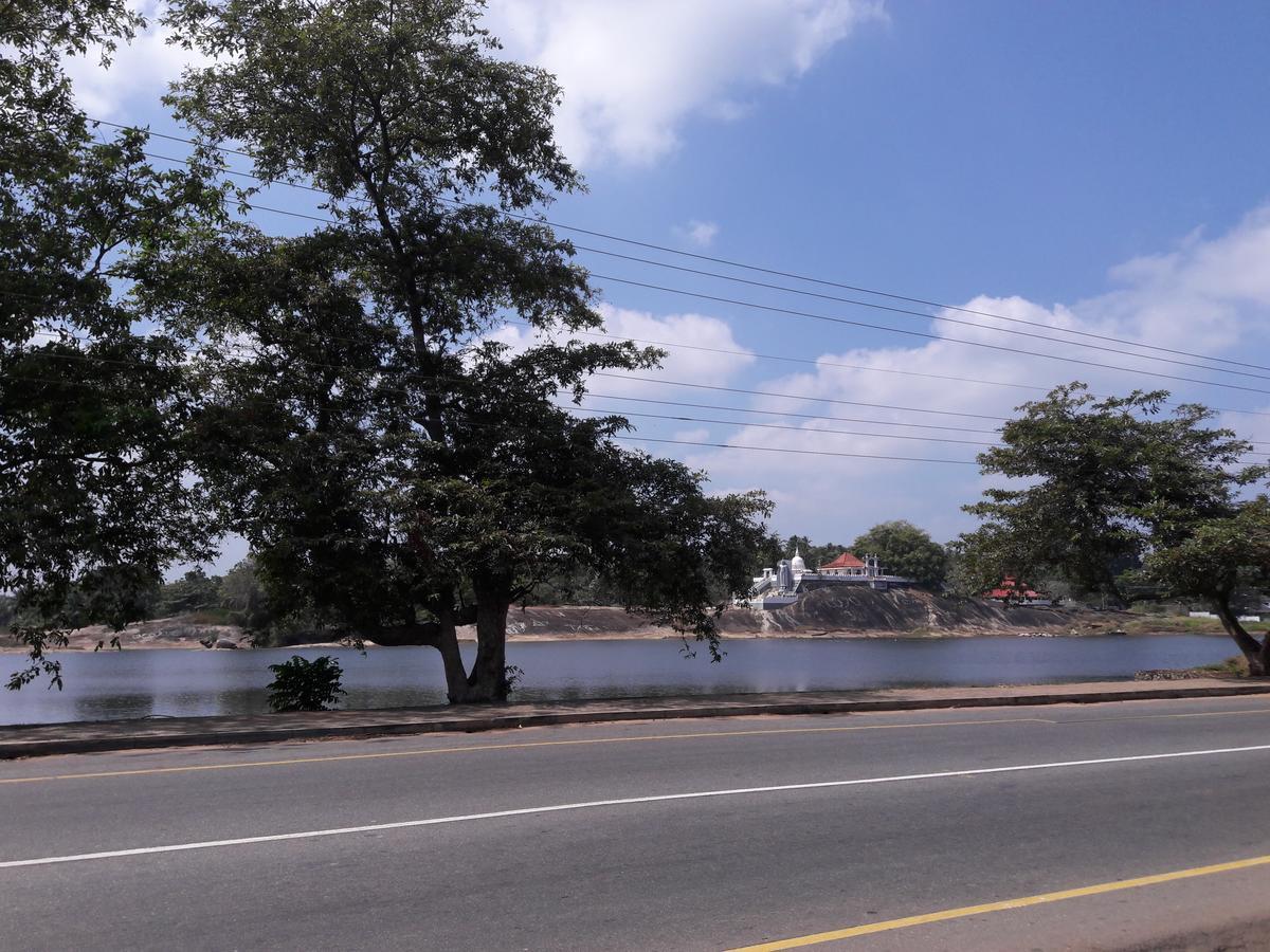 Saragama Holiday Resort Kurunegala Esterno foto